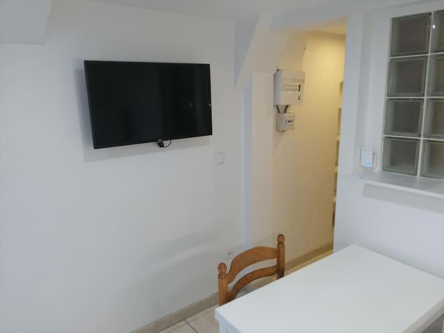 Appartement Aurore En Rez De Jardin Avec Parking Gratuit Ванс Экстерьер фото